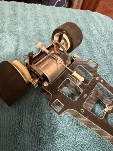 Vintage Tamiya Porsche 956 (RM Mk.5) Radio Controlled Car kit 1984 - Picture 9 of 15