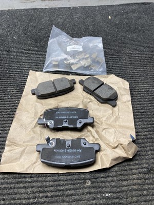 Disc Brake Pad Set-Premium Ceramic Bendix SBC1679