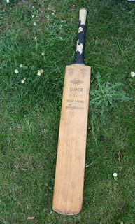 Vintage GRAY NICOLLS Steel Spring Super 4 Star Cricket Bat