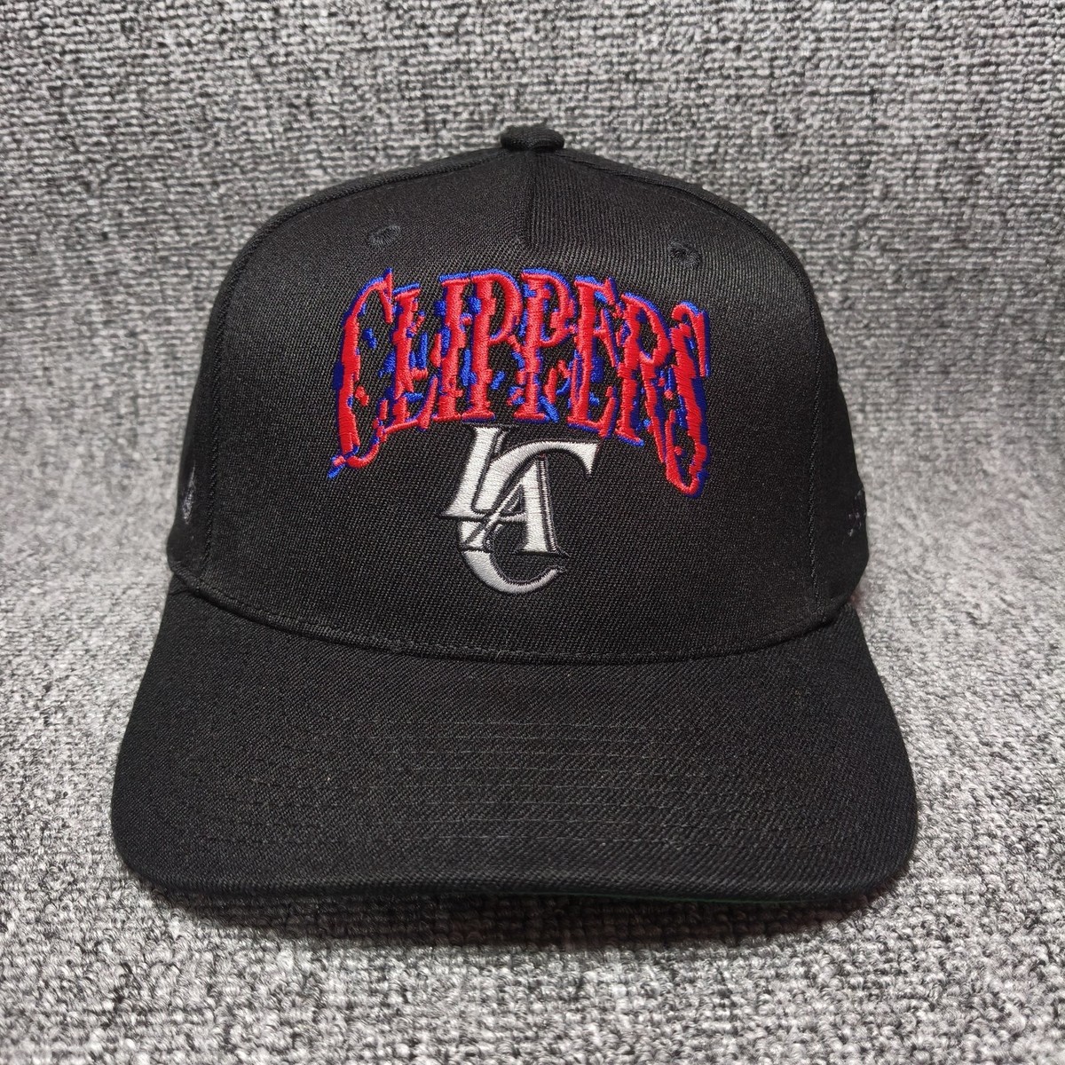 Mitchell & Ness Los Angeles Clippers NBA Black Curved Snapback Cap Hat