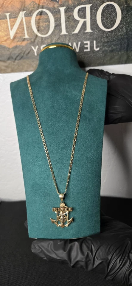 Cadena De Oro 10k Con Pendiente De Ancla Que Tiene Detalles Con Oro Blanco Foto 2 de 4