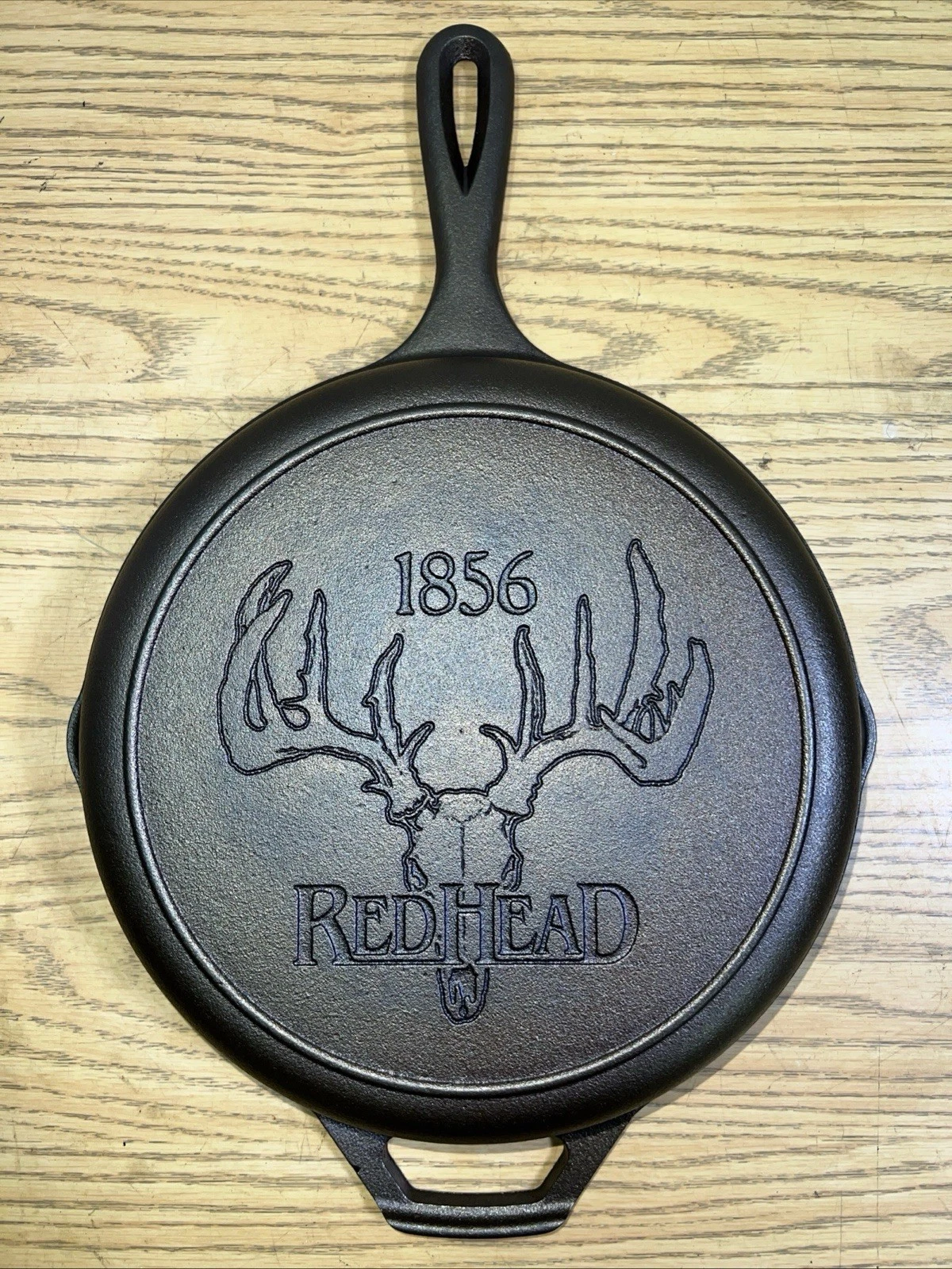 Lodge Cast Iron Skillet red head 1856 deer skull outdoorsman