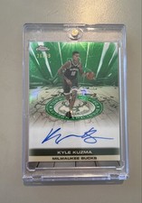 2025-26 Topps Chrome - Autograph Issue Kyle Kuzma #TAU-KK Green Refractor /99...