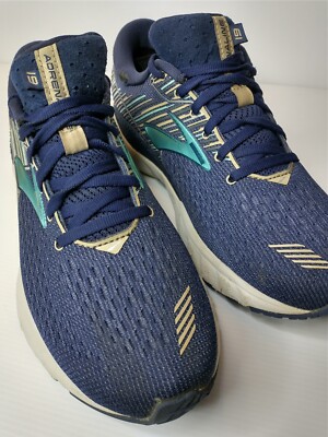 Brooks Womens Size 10 Adrenaline GTS 19 Blue Running Shoe