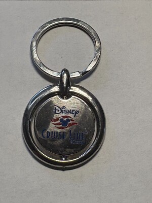 Disney Cruise Line Souvenir Keychain Key Chain Silver Tone Spinner Castaway Club
