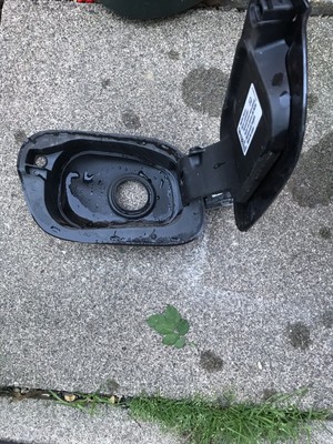 2000-2018 VOLKSWAGEN POLO PETROL FUEL CAP WITH CORD