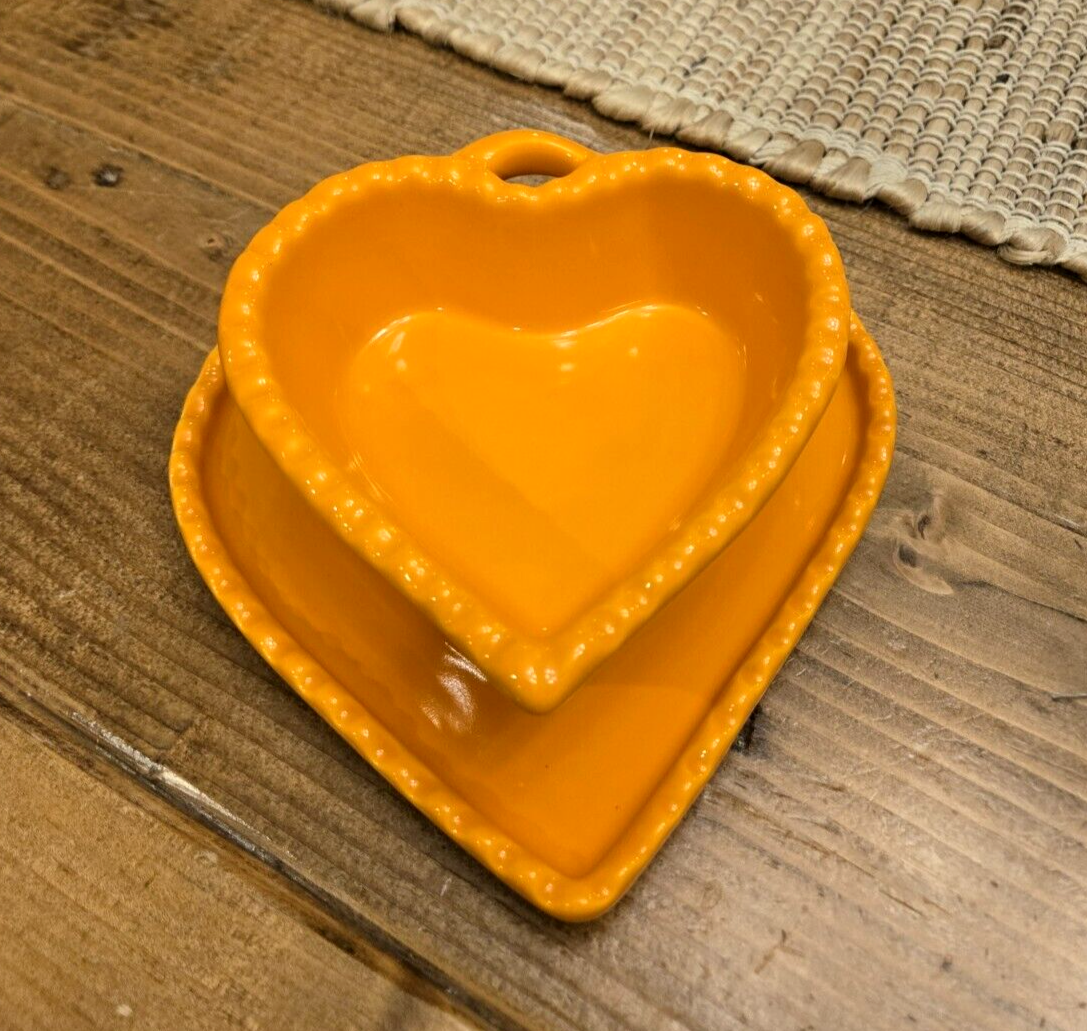 Williams-Sonoma Ceramic Heart Shape Dish Bowl Plate Set Baking Dessert  Orange