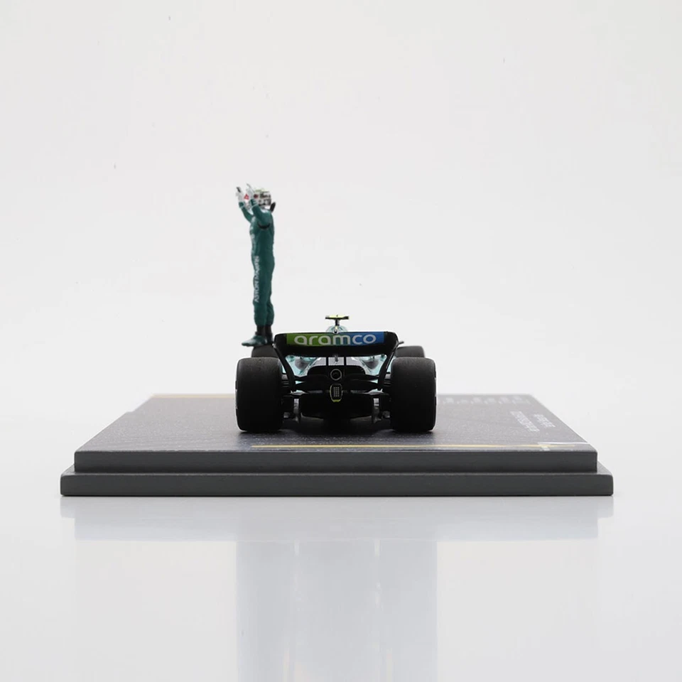 Spark 1/43 Aston Martin AMR22 GP Abu Dhabi 2022 #5 S. Vettel Last Race LE300/300 - Image 4 of 4