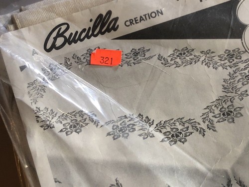 Bucilla Creation No 2669 Capri Stamped Tablecloth - Bild 6 von 7