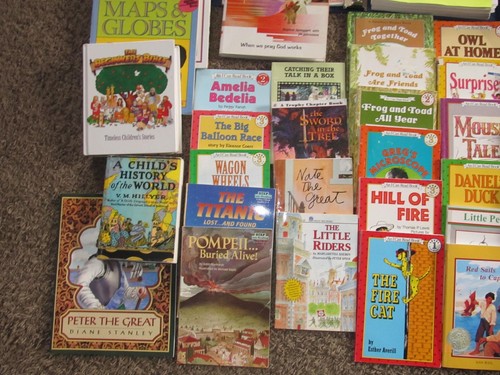 Sonlight Homeschool ONE YEAR INTRO TO WORLD HISTORY Core 2 Guide & Books SET - Picture 3 of 5