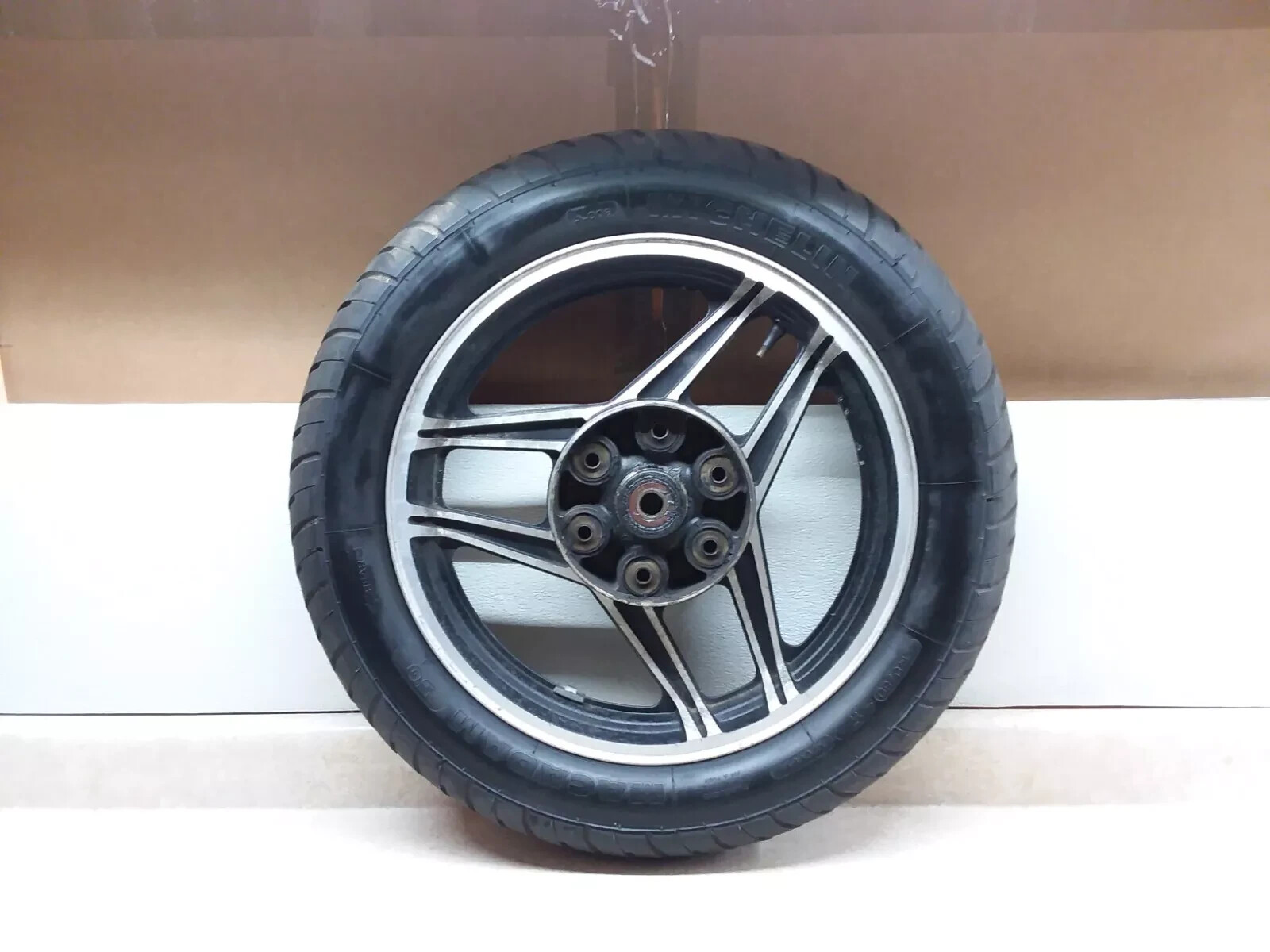 1984 Honda V65 Sabre VF1100S VF 1100 Rear Wheel & Tire PJ-1