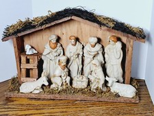 Nativity Scene With Wood Manger 11 Pc Figurines Ceramic