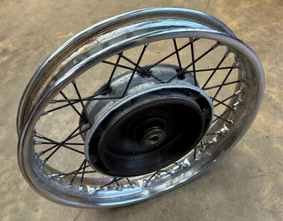 Rueda delantera o trasera BMW R50 R60 R69S 36 31 4 038 039         Foto 4 de 4