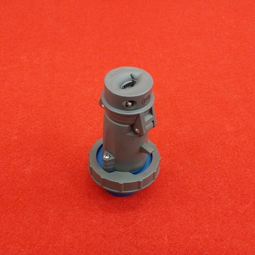 Pass&Seymour PS520P9-Watertight Plug 20A 3PH Y 120/208VAC - Picture 2 of 5