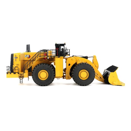 Diecast Masters 1/50 CAT 995 Wheel Loader, High Line Series 85716 - Picture 6 of 8