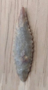 Neolithic Period Arrowhead Sahara  Africa 1 3/8 Inch Pointed Base Willow Leaf