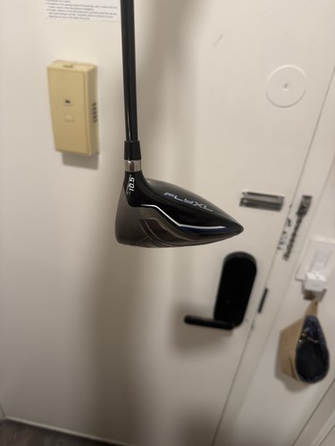 Cobra Fly XL Stiff Shaft Driver Right Handed 10.5 Degree - Picture 2 of 6