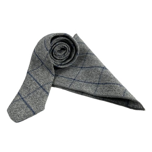 Heirloom Silver Blue Check Tie with Matching Handkerchief Pocket Square 8cm - Picture 10 of 13