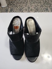 Calvin Klein Sachet Black Satin Siletto Slip on Heels Size 8