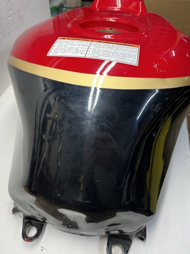 SUZUKI GSXR750 GSXR1100 GSX-R750 GSX-R1100 GSXR FUEL TANK RED BLACK GOLD OEM - Picture 4 of 21