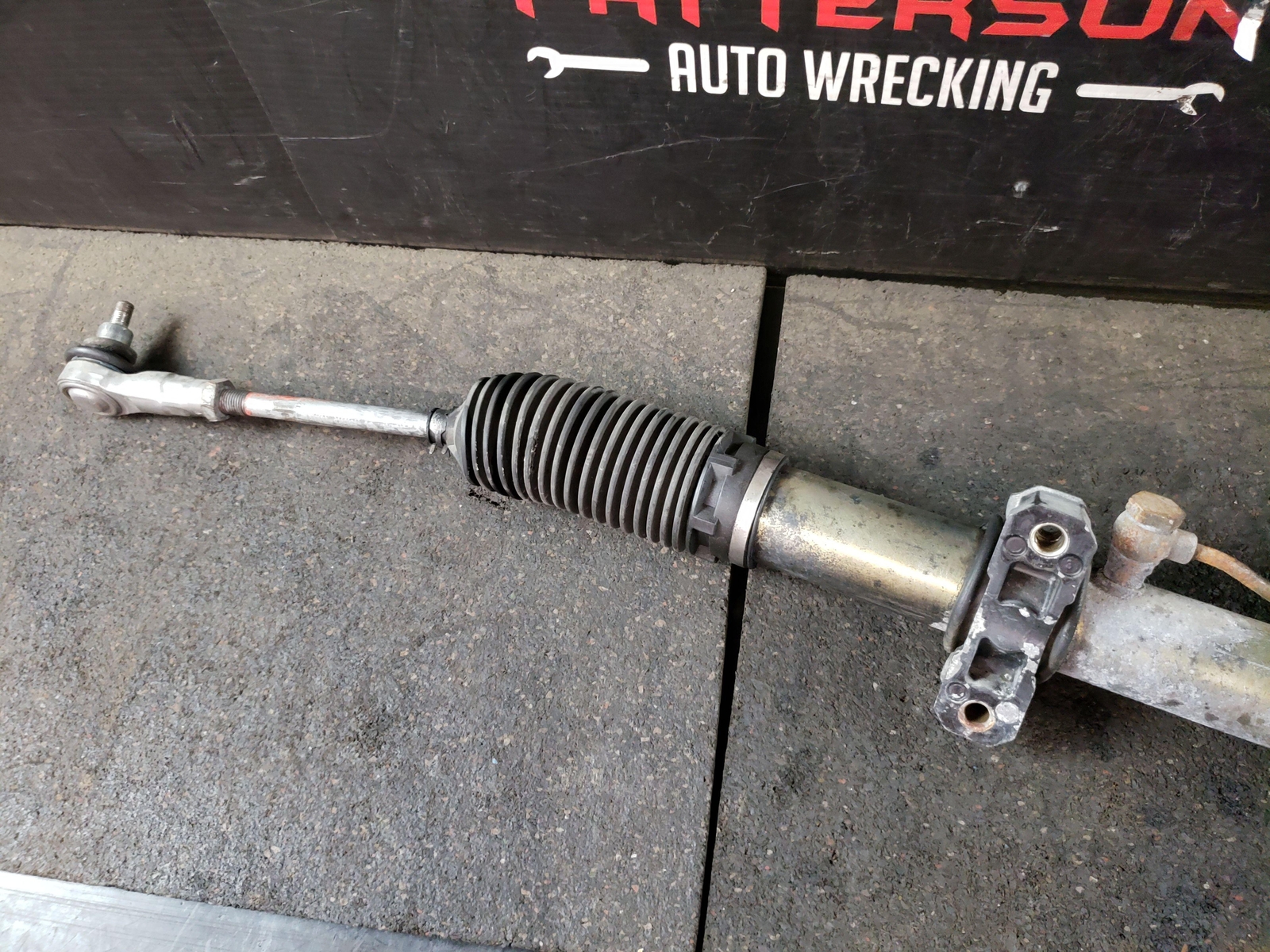 04-12 MASERATI QUATTROPORT POWER STEERING RACK & PINION 66K MILES