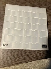 Stampin Up Sizzix Big Shot Embossing Folder RUFFLED  Cardmaking