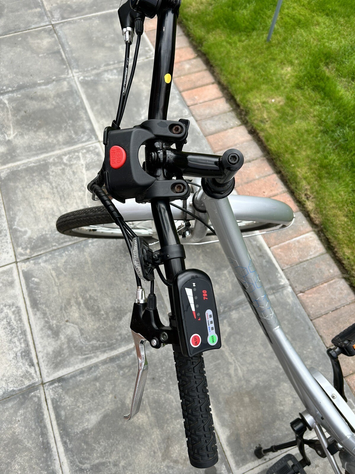 halfords cycle trainers