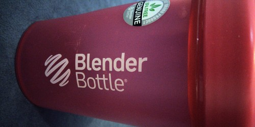 Par de botellas licuadoras 28 oz negras, 16 oz rosa sin BPA con bolas de resorte - Imagen 3 de 14
