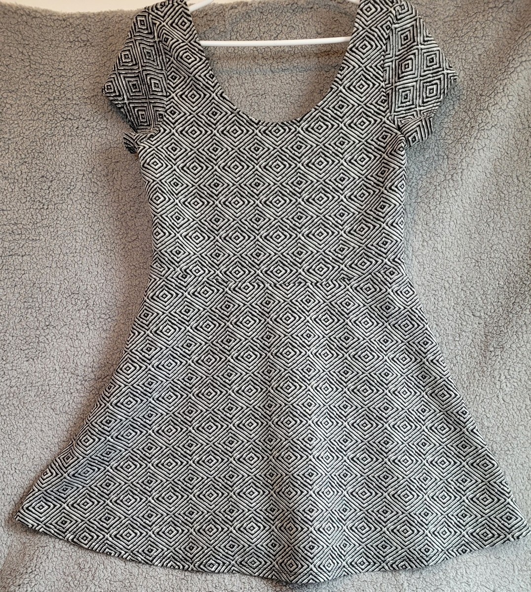 aeropostale black and white dress The Gauze Puff-Sleeve Mini Dress
