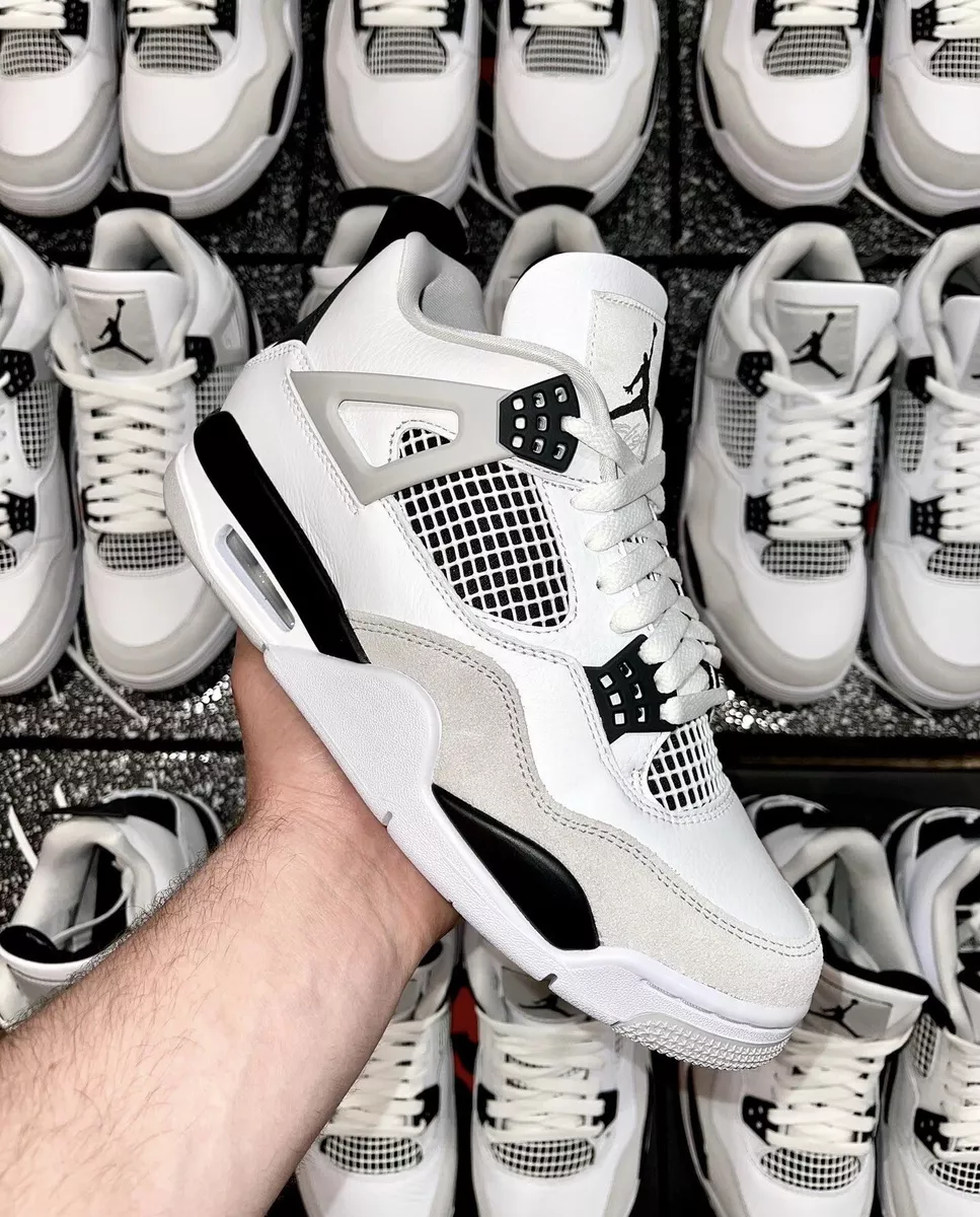 Nike Air Jordan 4 Retro “Military Black”-