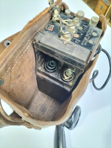 Scarce Early WW2 Telephone Set US Army Field Telephone EE-8-B Leather Cased - AF - Picture 5 of 15