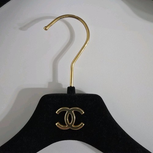 2 Sizes Chanel Logo Black Velvet Garment Clothes Hangers Gold Tone Metal Hooks - Picture 7 of 24