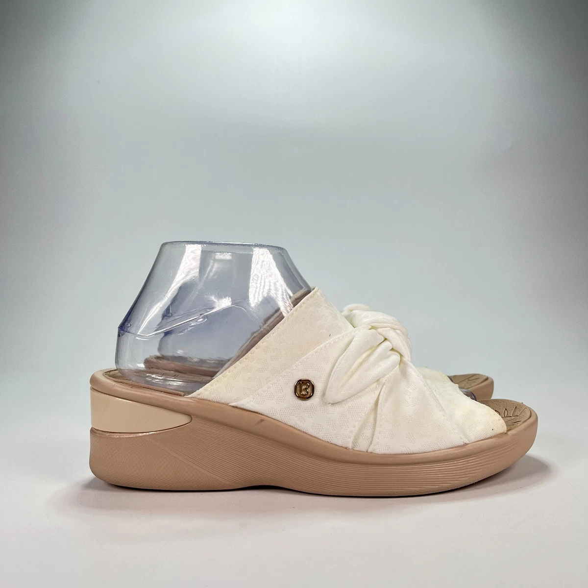 Life Stride Women’s Beige Patent Wide Strap Wedge Sandals 7.5M LifeStride Women main image 4