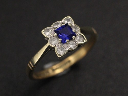 .375 9ct YELLOW GOLD SAPPHIRE & SPINEL Halo Cluster Ring, Size K, 1.92g - S09