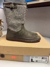 UGG Women's Lyza Boot Demi Size 6 Brand New