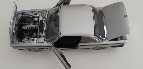 Bmw E9 CSL MINICHAMPS 1:18 Neu ohne OVP Metall - Bild 5 von 8