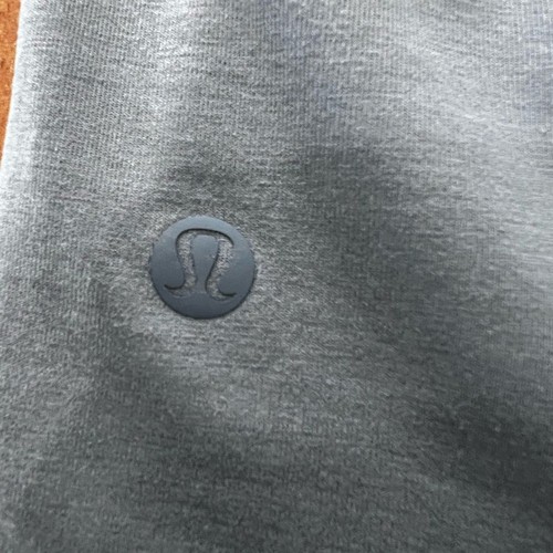 Lululemon T-Shirt Uomo "Fondamentale" Relaxed Fit Blu Manica Corta Tasca M/L - Foto 8 di 8