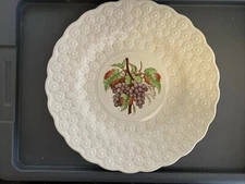 Copeland Spode, ALDEN Grapes in Center, Embossed Luncheon Plate, 9 1/4"