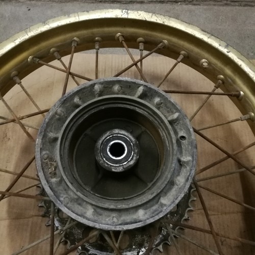 REAR WHEEL RIM HUB 1986 HONDA XR600 XR 600 86 - Picture 5 of 9
