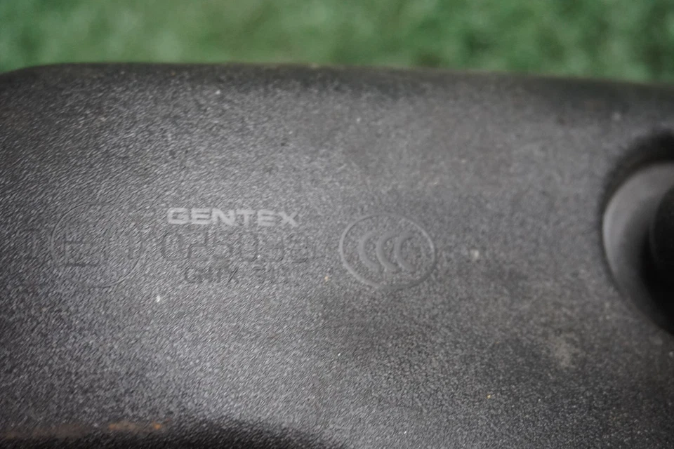 2011 2012 2013 GMC SIERRA DENALI 3500 INTERIOR Rear View Mirror OEM 15816792 - Image 4 of 4