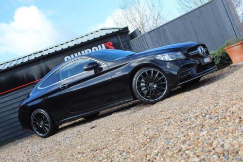 Bas De Caisse Mercedes Classe C C205 Coupé – Style Carbone – 2015 à 2021