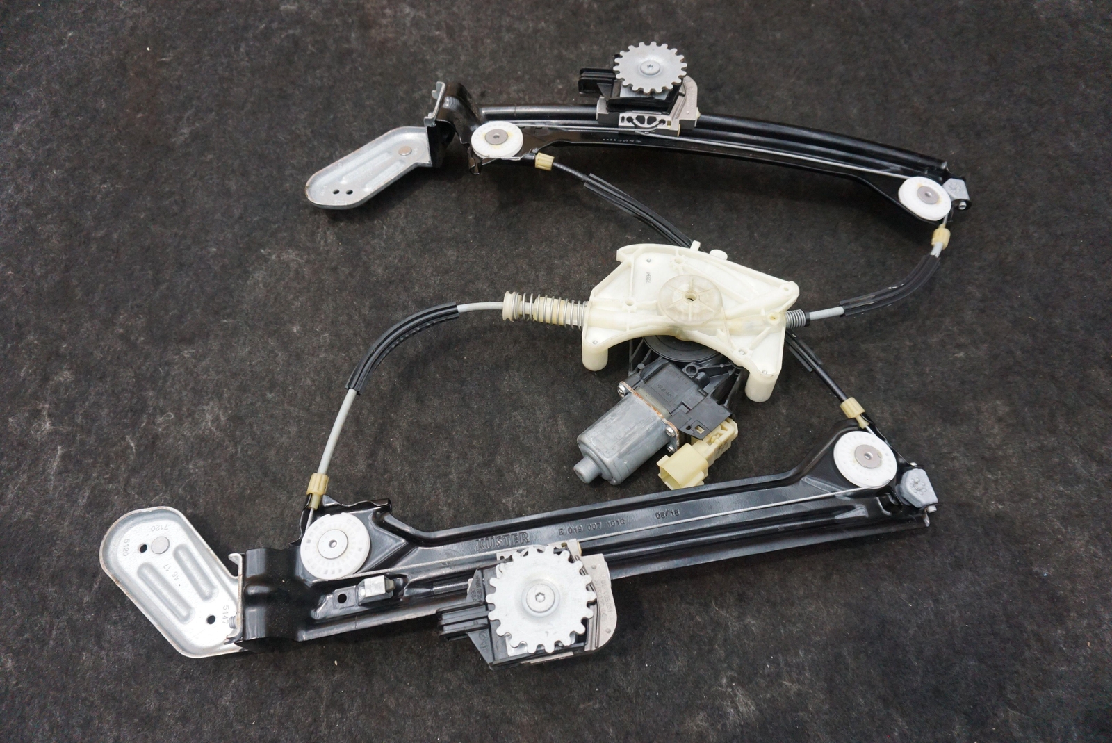 Rear Right Door Window Regulator Motor 670102269 Maserati Ghibli M157 2014-24