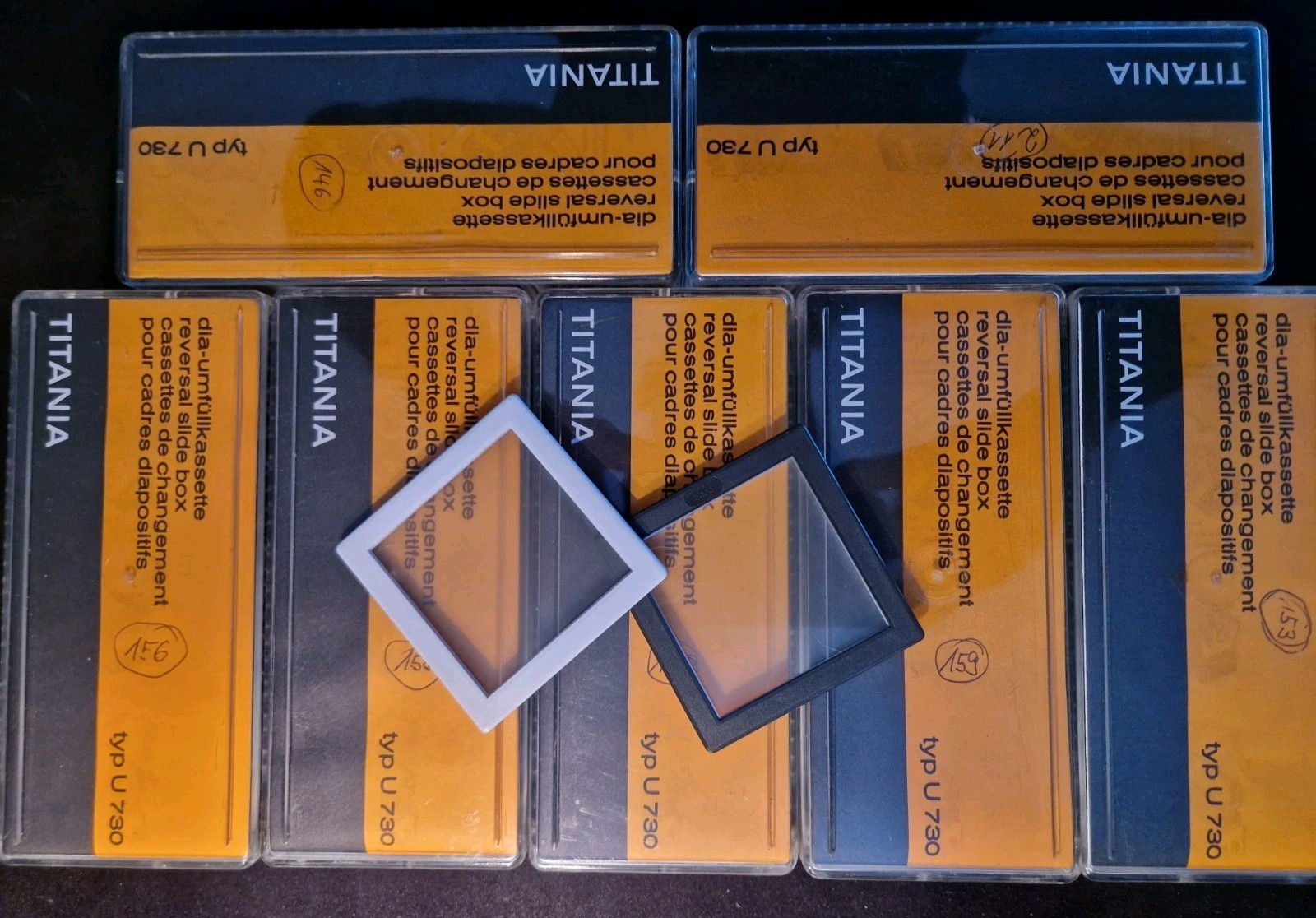 360 GEPE-Diarahmen Mittelformat 6x6, Anti-Newton Glas in Titania-Umfüllkassetten