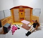 Vtg Barbie Horse Stable Playset Mattel 90s Saddle Brush Barn Horse Lovin Barbie