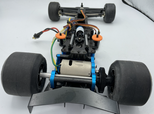 Per parti di ricambio TAMIYA F104 F-104 telaio in carbonio con motore ed ESC - Foto 4 di 17