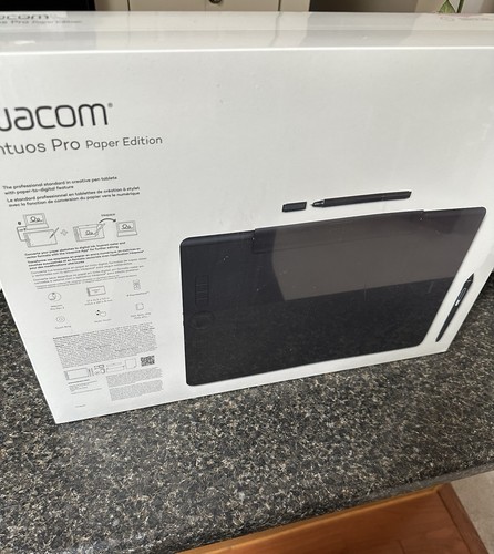 Wacom Intuos Pro Creative Pen Tablet Large - PTH860 Brand New/Sealed - Picture 2 of 2