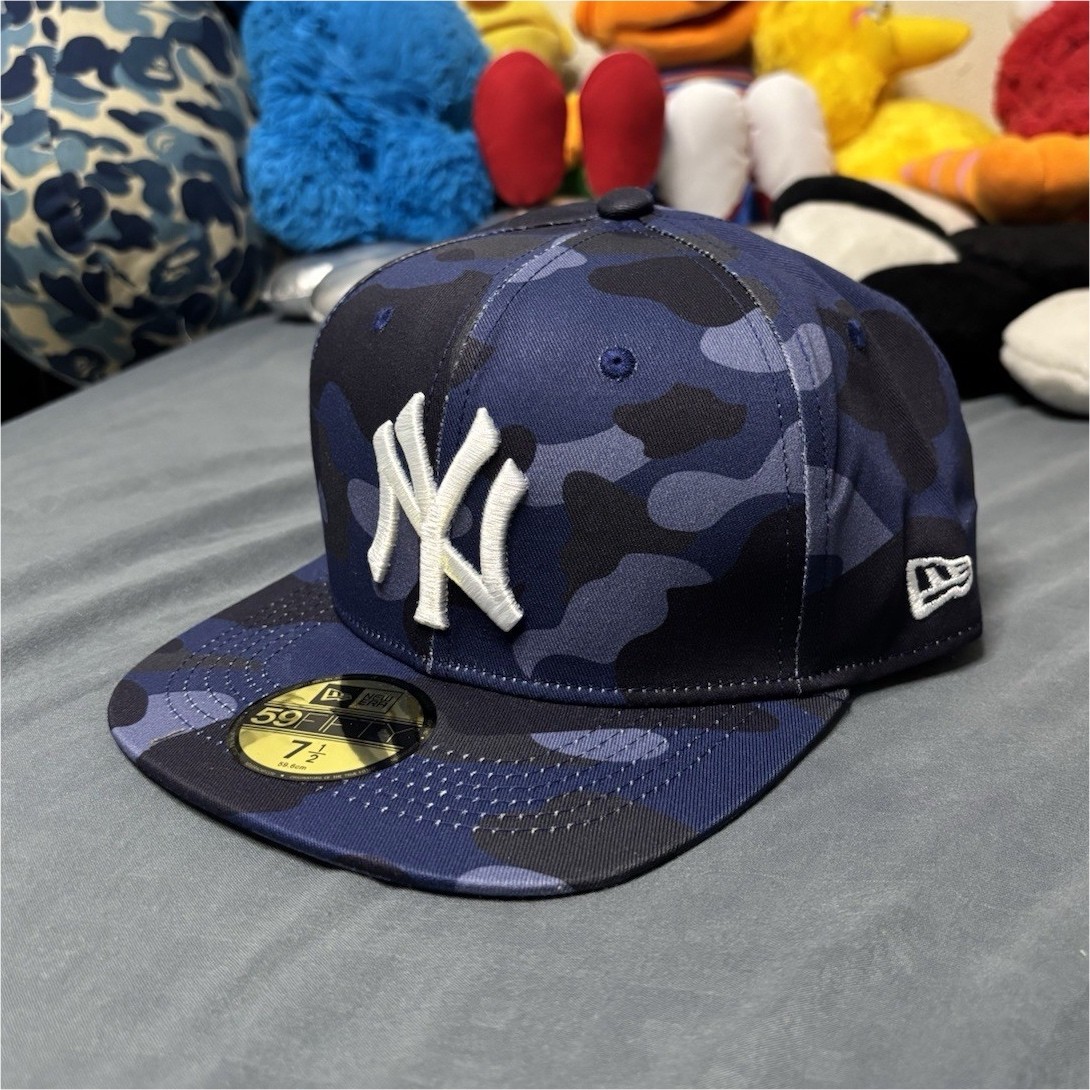 New Era A Bathing Ape New York Yankees 59FIFTY Blue Camo Cap 7 1/2