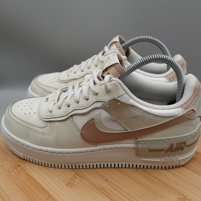 Nike Womens 9 Air Force 1 Shadow Sail Hemp Fossil Light Bone CI0919-116 Flaws
