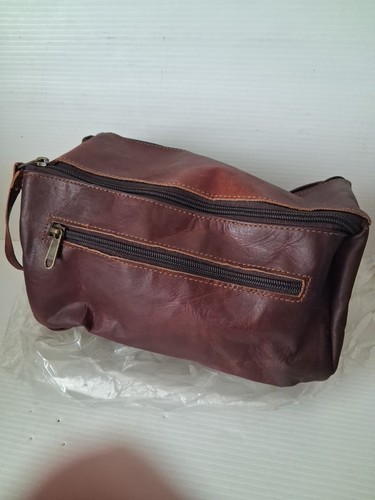 GVB Natural World Leather travel shave zip Bag - Picture 2 of 4