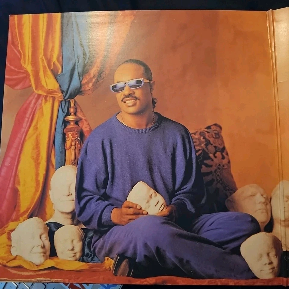 Stevie Wonder – Characters funk/soul 1987 6248ML Foto 4 de 4